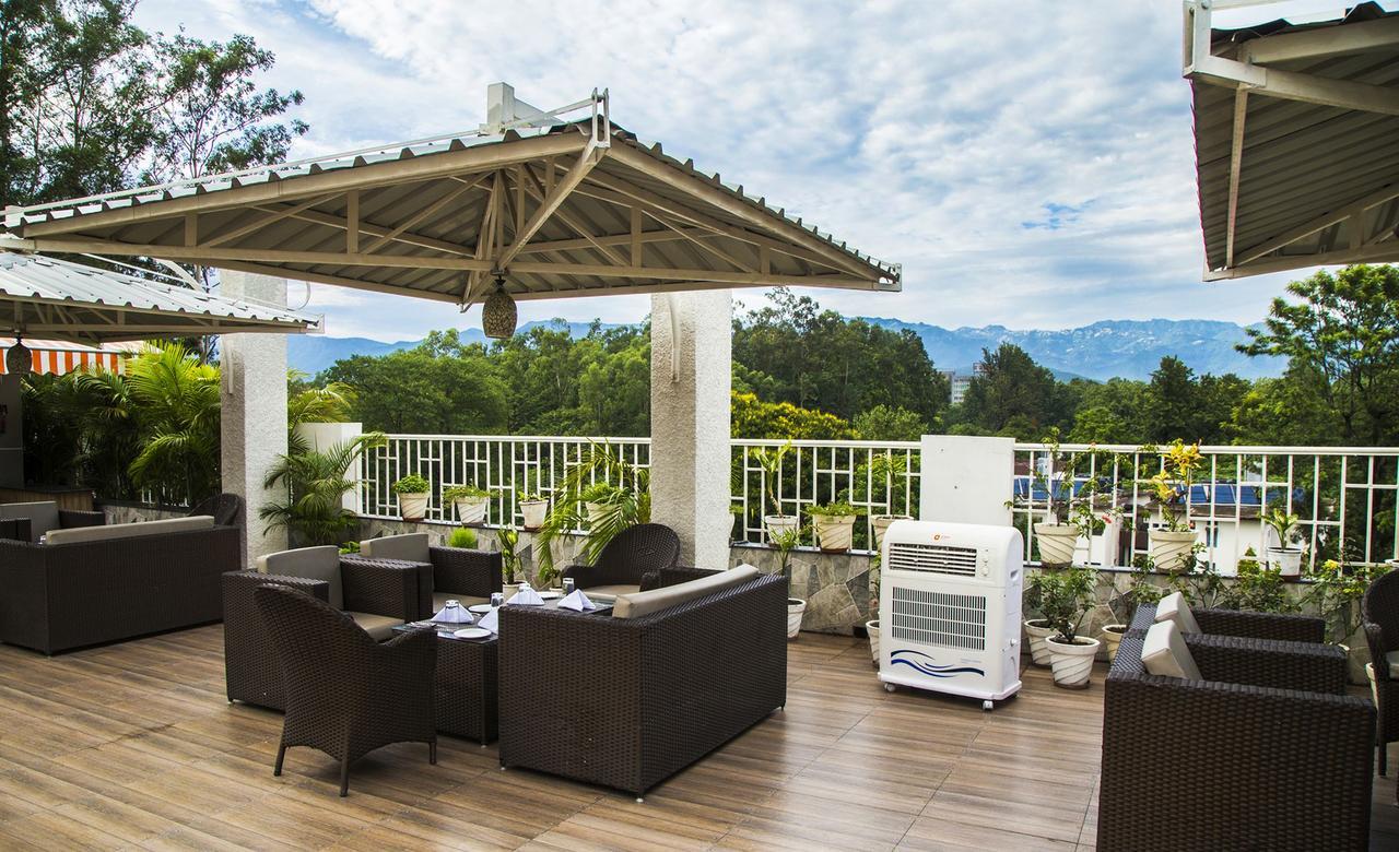 Imperial Clarks Inn Dehradun Eksteriør bilde